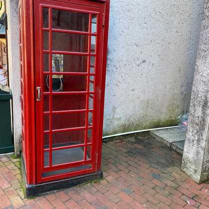 payphone spotted in the wild
